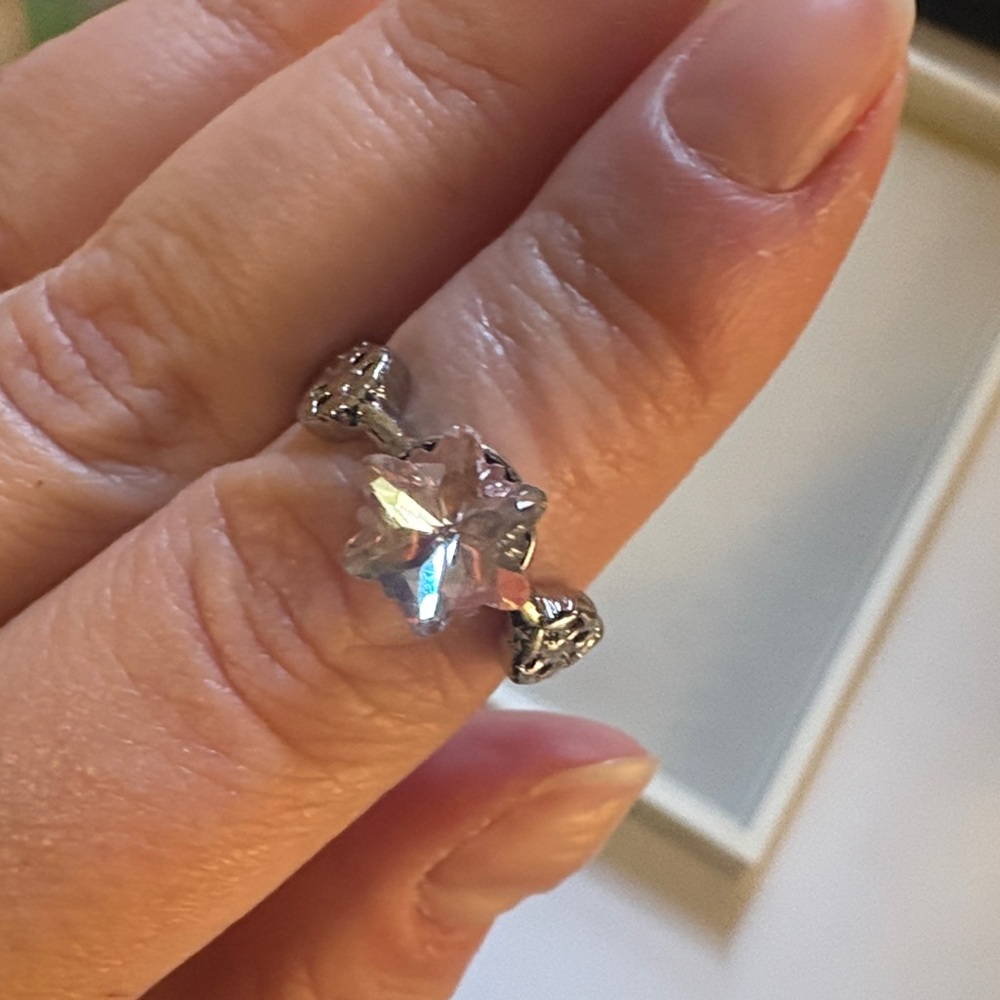 Silvertone Pink Flower Ring